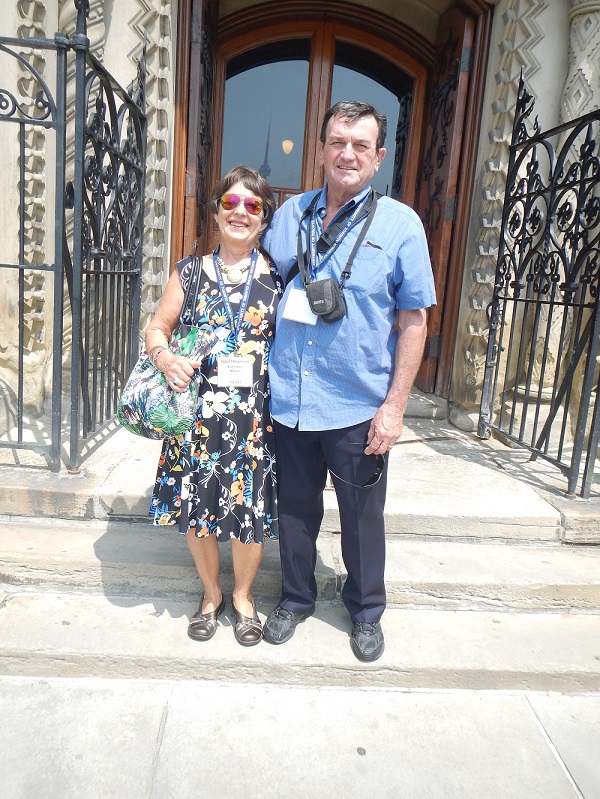 2016 Brian & kathy in front of Hart House Uof T