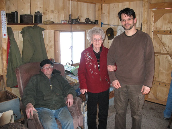 2010 Uncle Bill, Rod and Mother in the Shack