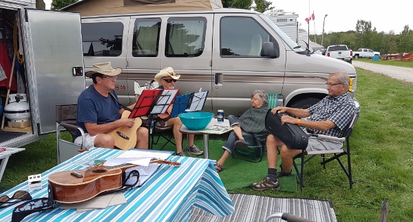 2018
        Blyth Barn Dance Jamming at the Campsite