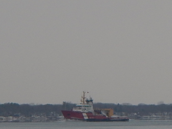 2018 Feb 3 Canadian Ice Breaker clearing the Channel