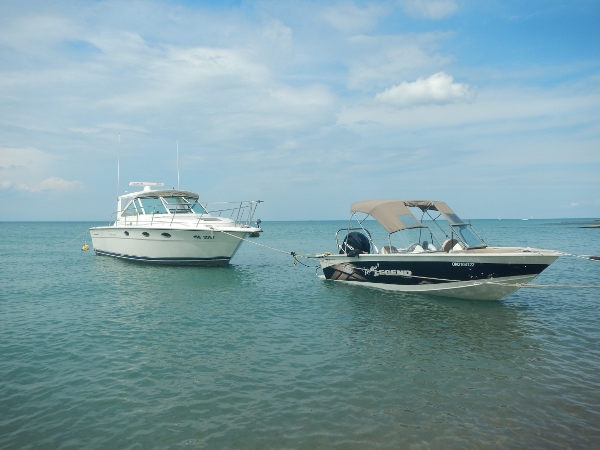 2019 Boats anchored out for Kirby Beach Party